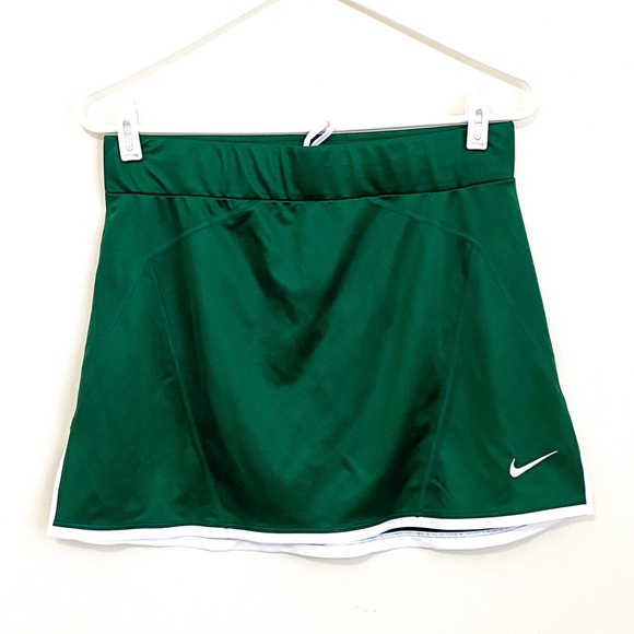 NWT NIKE LCROSE Green Drawstring Athletic Skirt